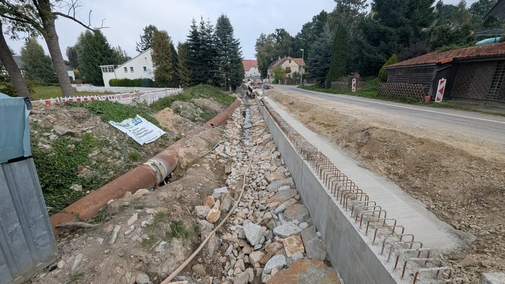 Herwigsdorf, S 143 Erhaltung Ortsdurchfahrt mit Stützmauer 4 Los 0 - 8